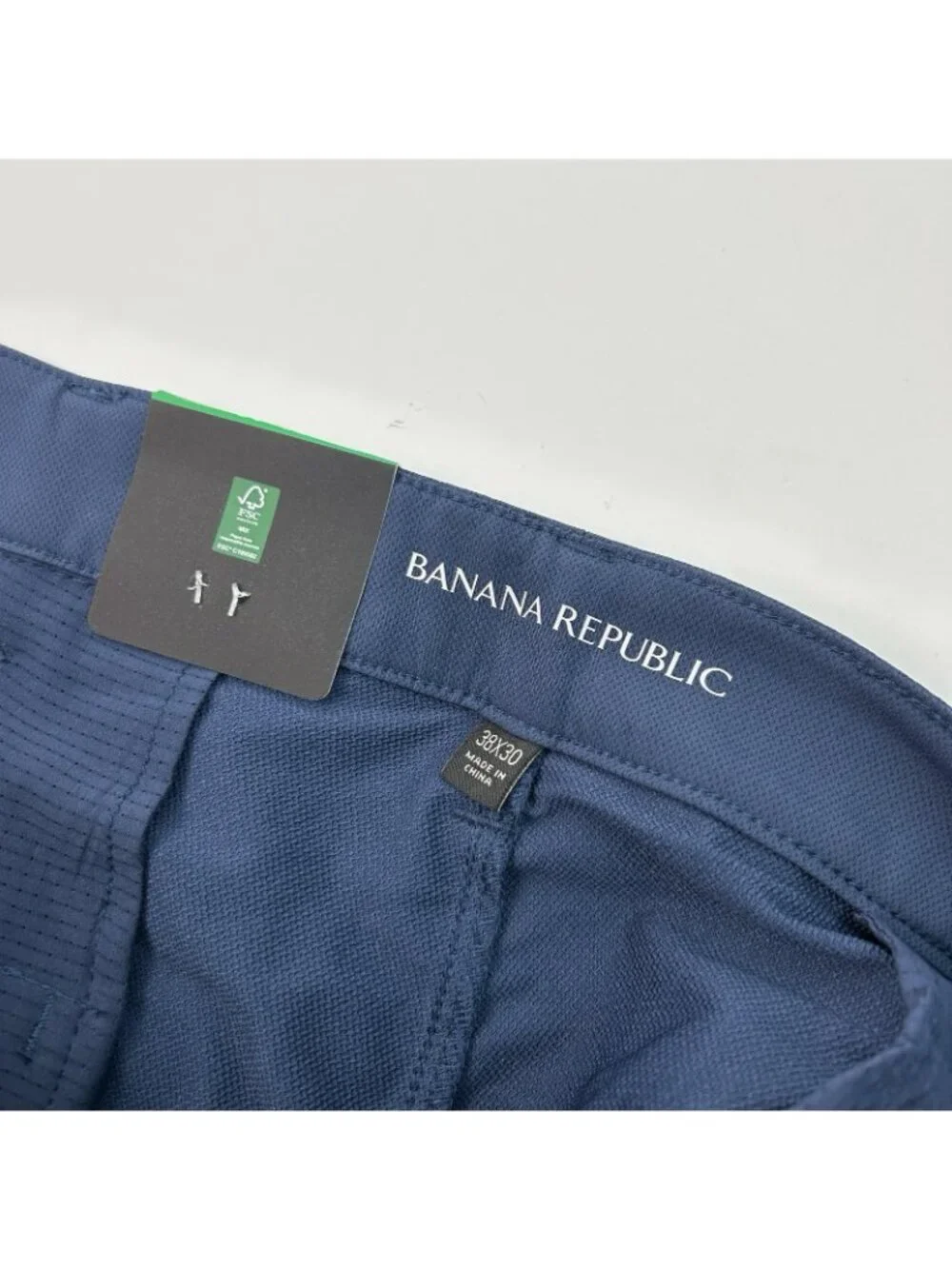 Banana Republic Men's 38x30 Flat Front Stretch Tech Pants Blue Slim G2175 NWT